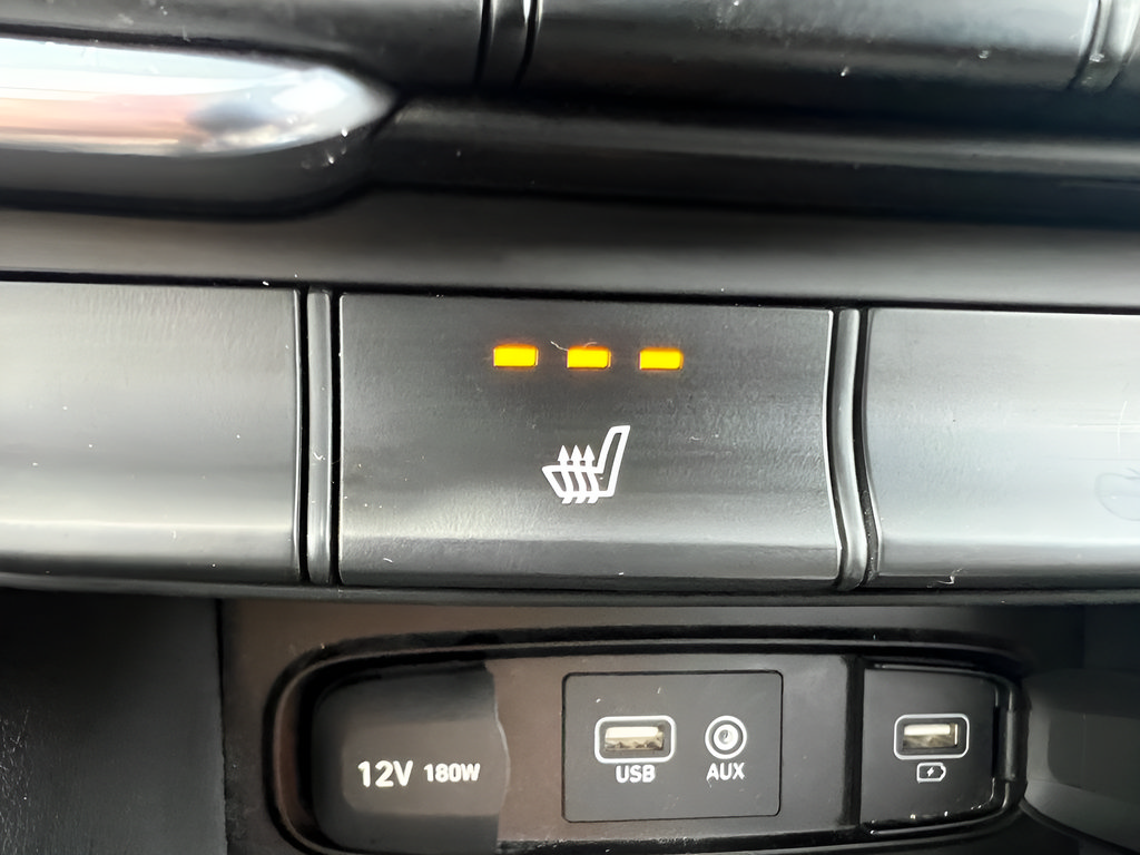 Used 2019 Hyundai Santa Fe SEL AWD/4WD image 33