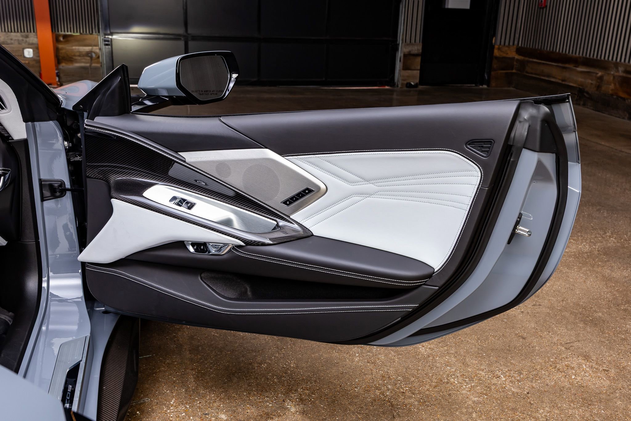 Used 2024 Chevrolet Corvette Z06 RWD image 35
