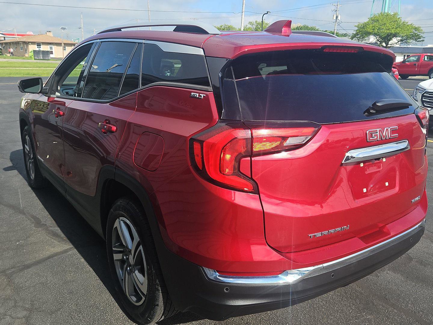 Used 2019 GMC Terrain SLT w/ Preferred Package AWD/4WD image 6