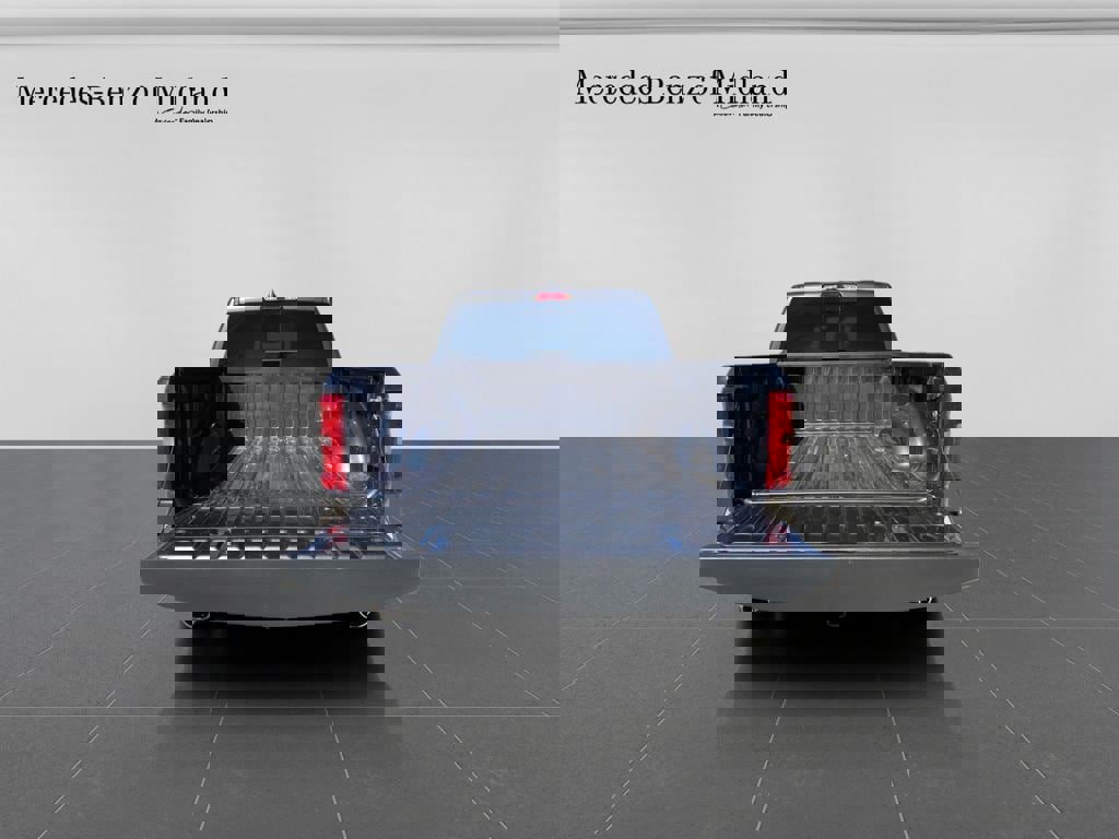 Used 2026 RAM 1500 Laramie AWD/4WD image 11