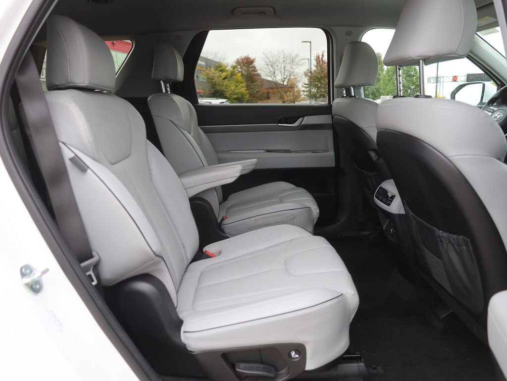 Used 2025 Hyundai Palisade SEL image 16