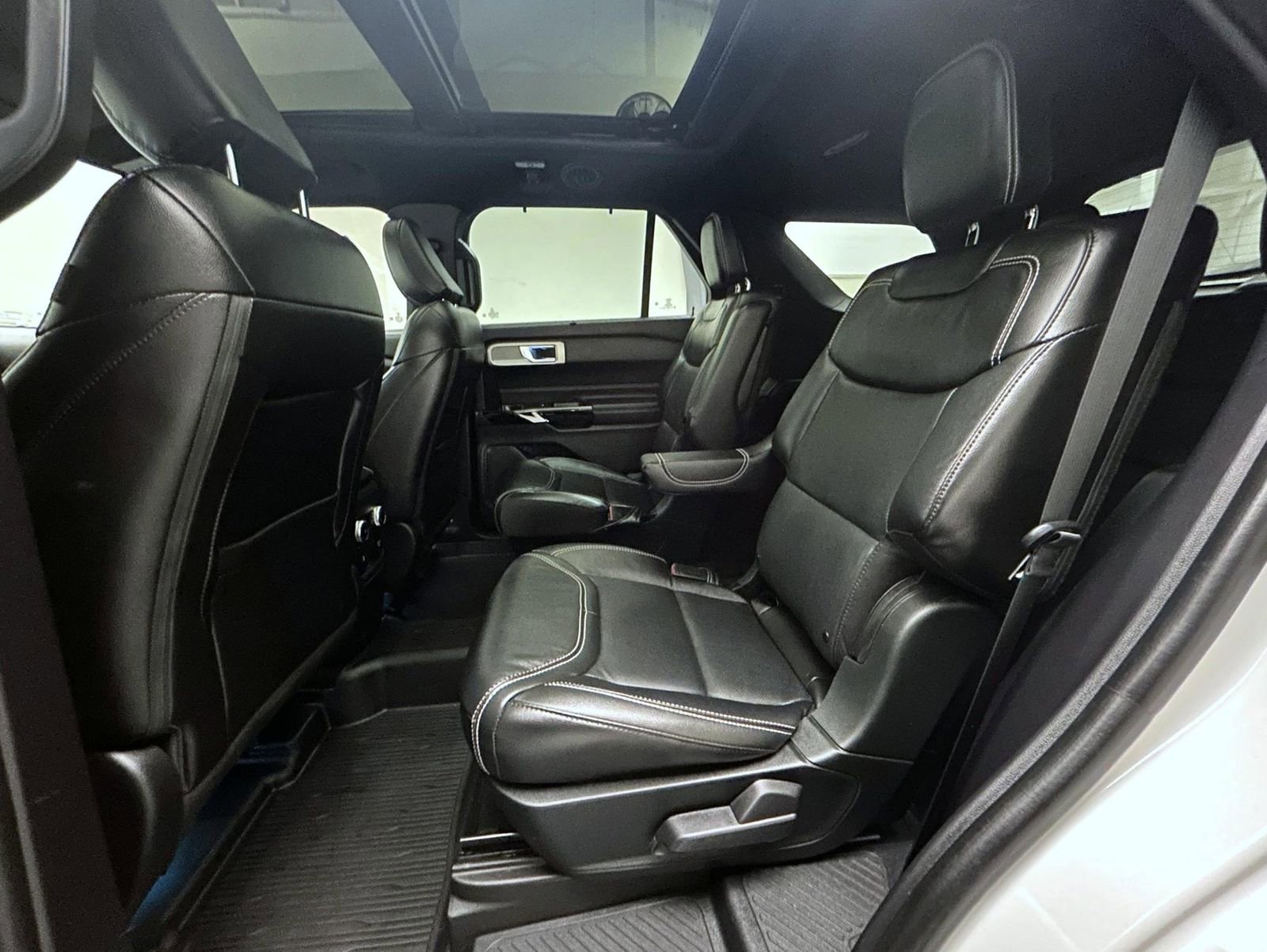 Used 2022 Ford Explorer ST image 20