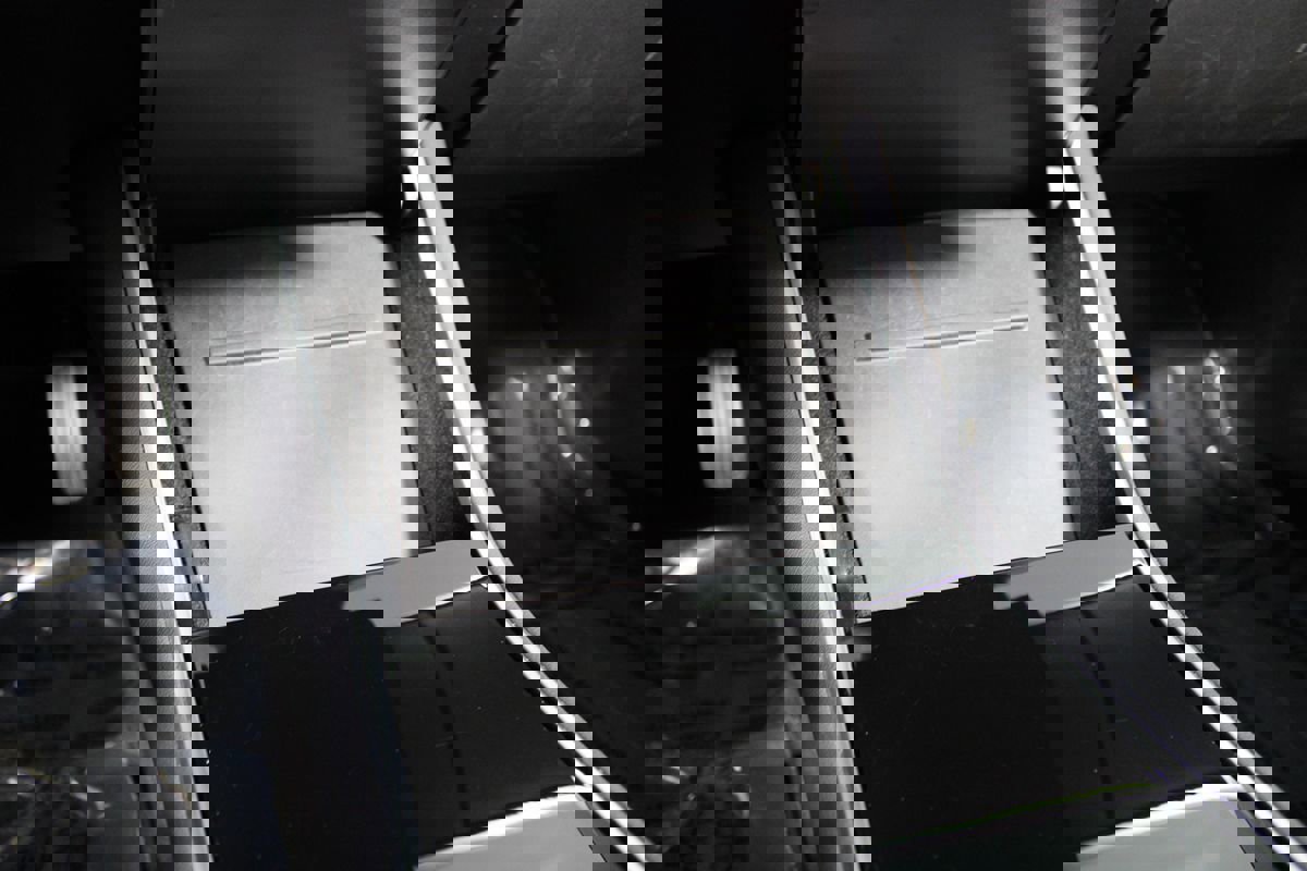 Used 2018 Tesla Model 3 Performance image 15