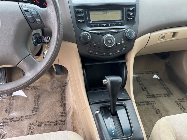 Used 2004 Honda Accord LX image 14