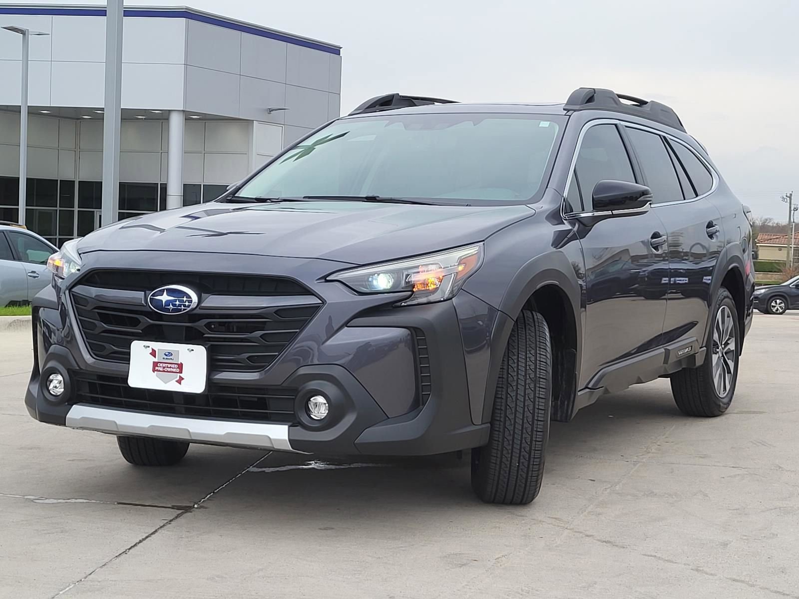 Certified 2025 Subaru Outback Limited image 2