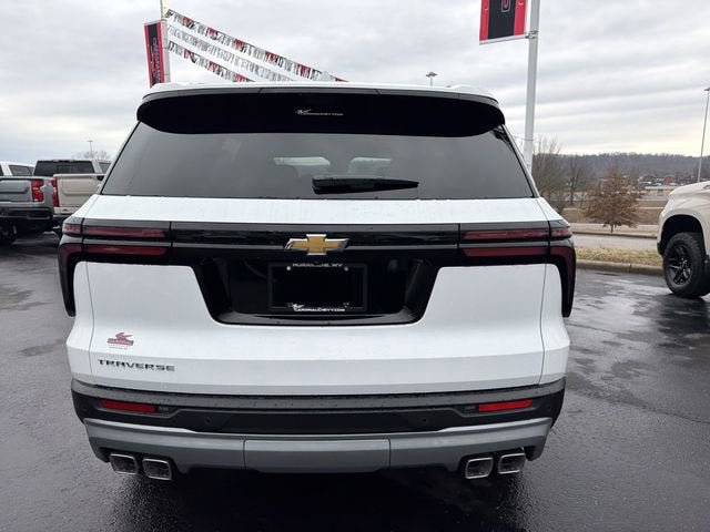 New 2026 Chevrolet Traverse LT w/ Sun and Wheel Package FWD image 5