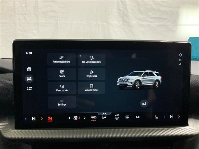 Used 2025 Ford Explorer Platinum w/ LUX Leather Package image 32