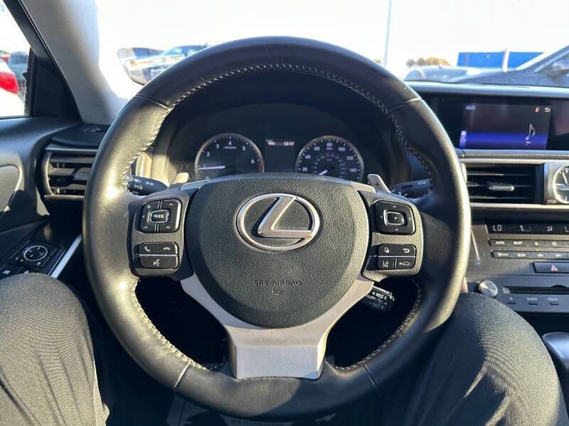 Used 2019 Lexus IS 300 w/ Accessory Package RWD image 17