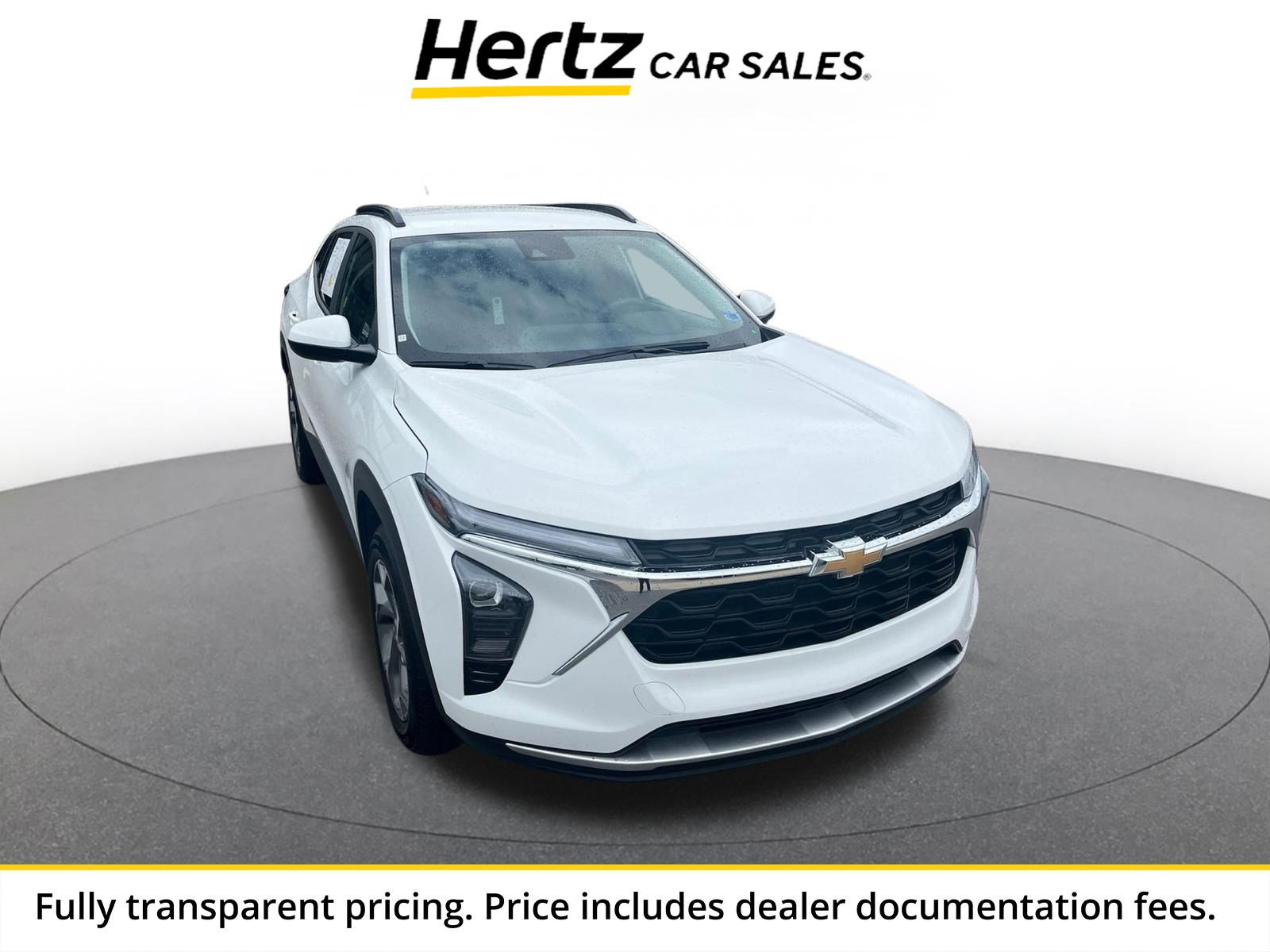 Used 2025 Chevrolet Trax LT FWD image 1