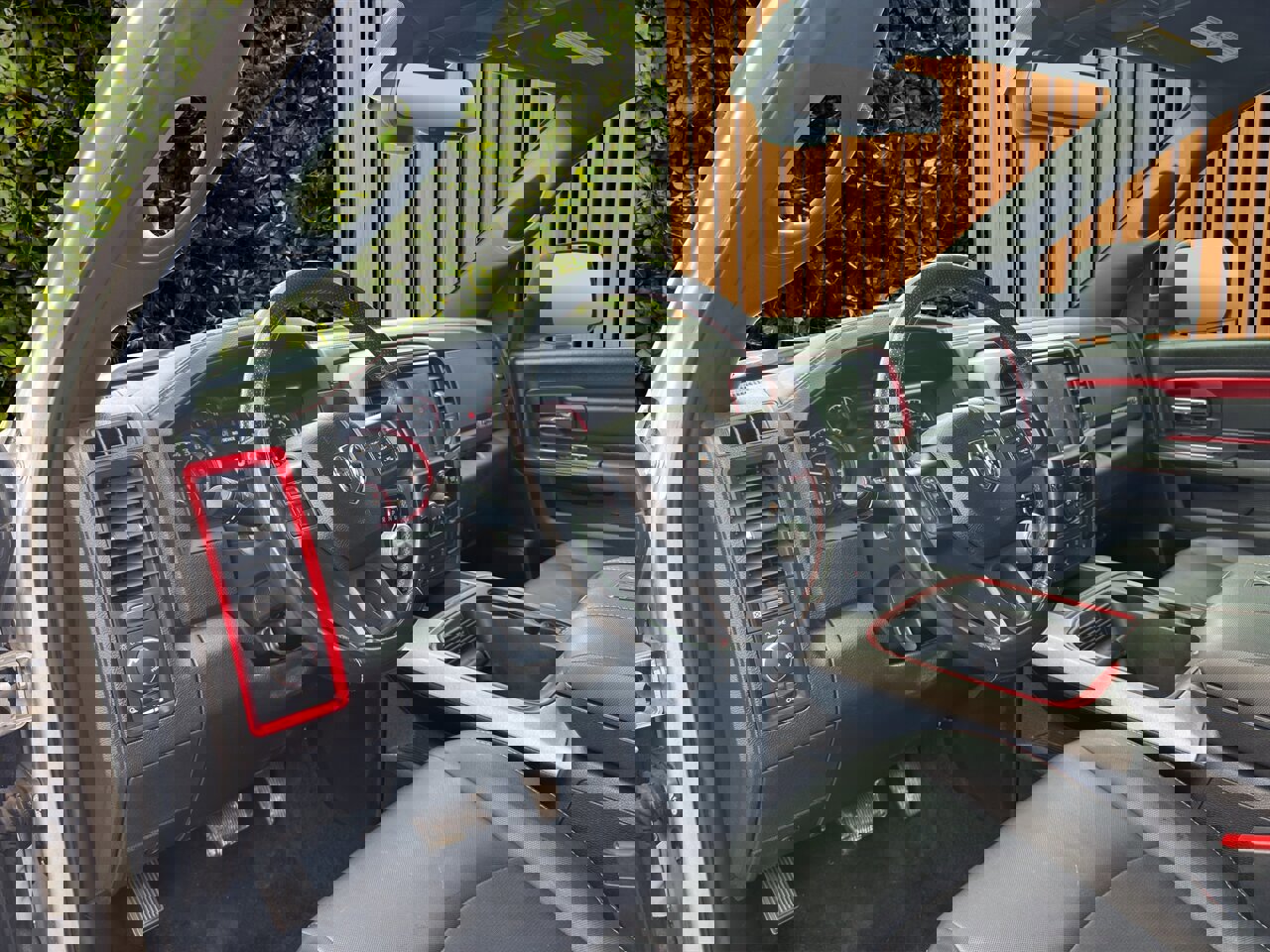 Used 2017 RAM 1500 Rebel w/ Luxury Group AWD/4WD image 7