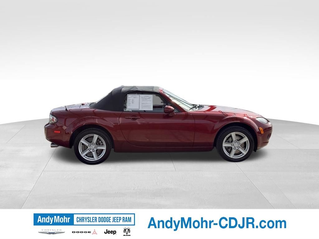 Used 2008 MAZDA MX-5 Miata Sport image 8