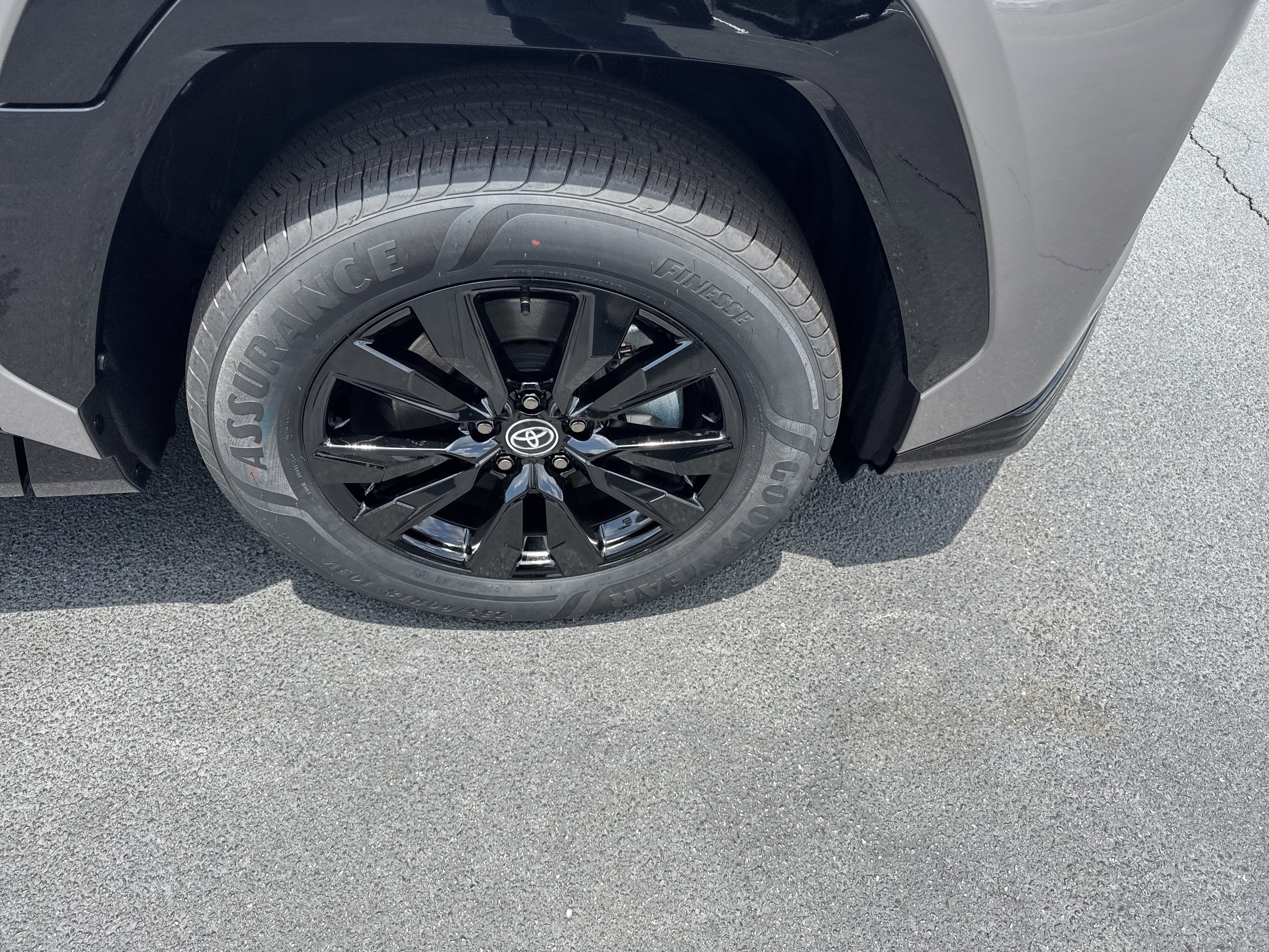 New 2026 Toyota RAV4 SE AWD/4WD image 10