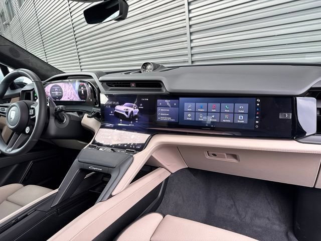 New 2026 Porsche Cayenne Turbo AWD/4WD image 42
