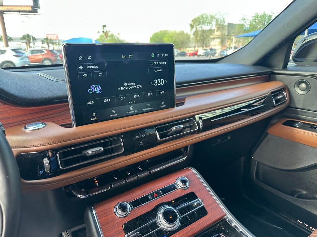 Certified 2023 Lincoln Aviator Reserve w/ Equipment Group 201A RWD image 13