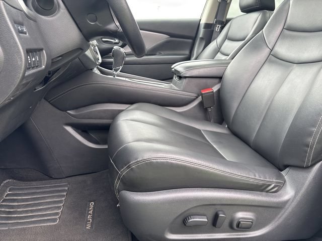 Used 2024 Nissan Murano SV AWD/4WD image 7