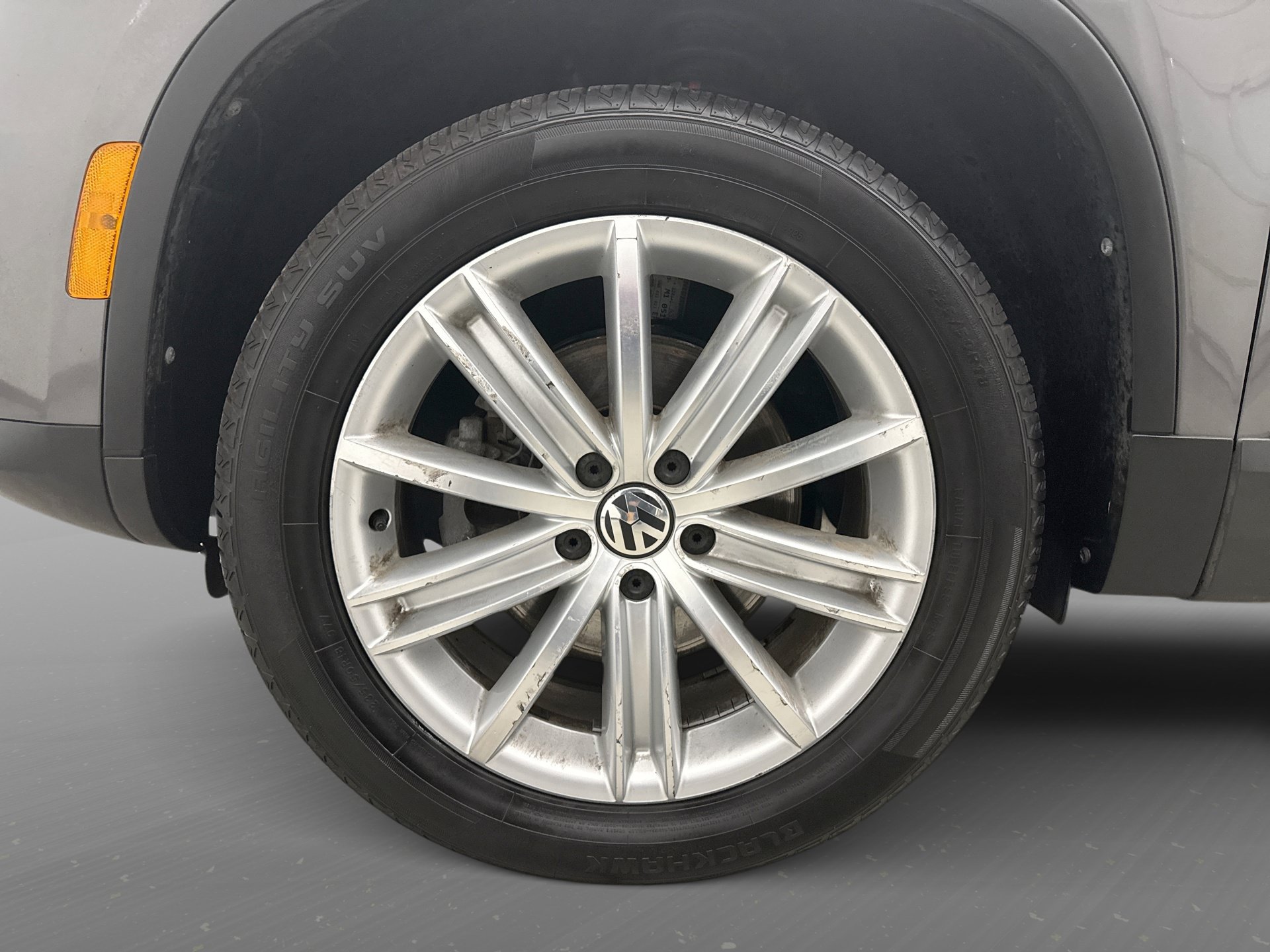 Used 2014 Volkswagen Tiguan S FWD image 23