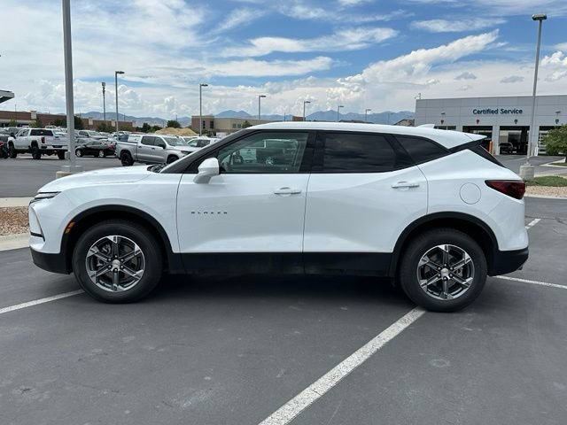 Certified 2025 Chevrolet Blazer LT AWD/4WD image 10