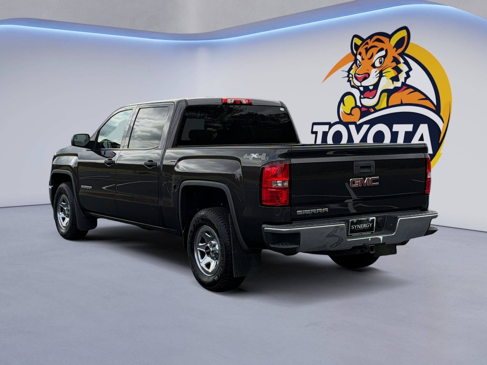 Used 2015 GMC Sierra 1500 4x4 Crew Cab image 8