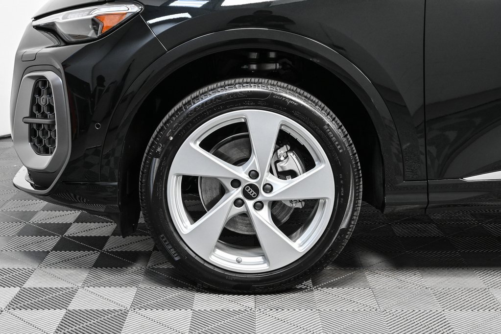 New 2025 Audi Q5 Premium Plus image 33