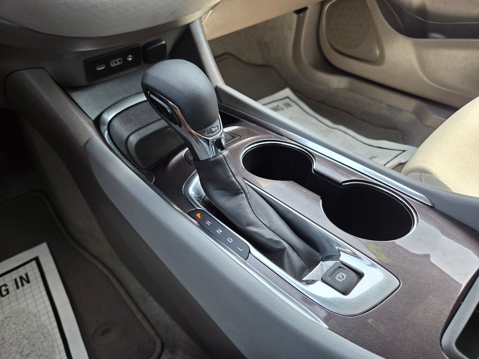 Used 2024 Chevrolet Malibu LT FWD image 33