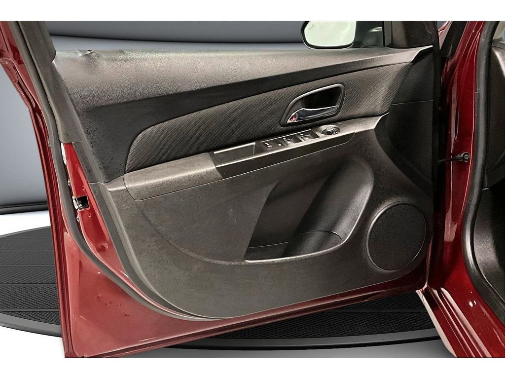 Used 2015 Chevrolet Cruze LT w/ Enhanced Safety Package image 23