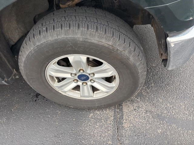 Used 2015 Ford F150 XL w/ Equipment Group 101A Mid image 4