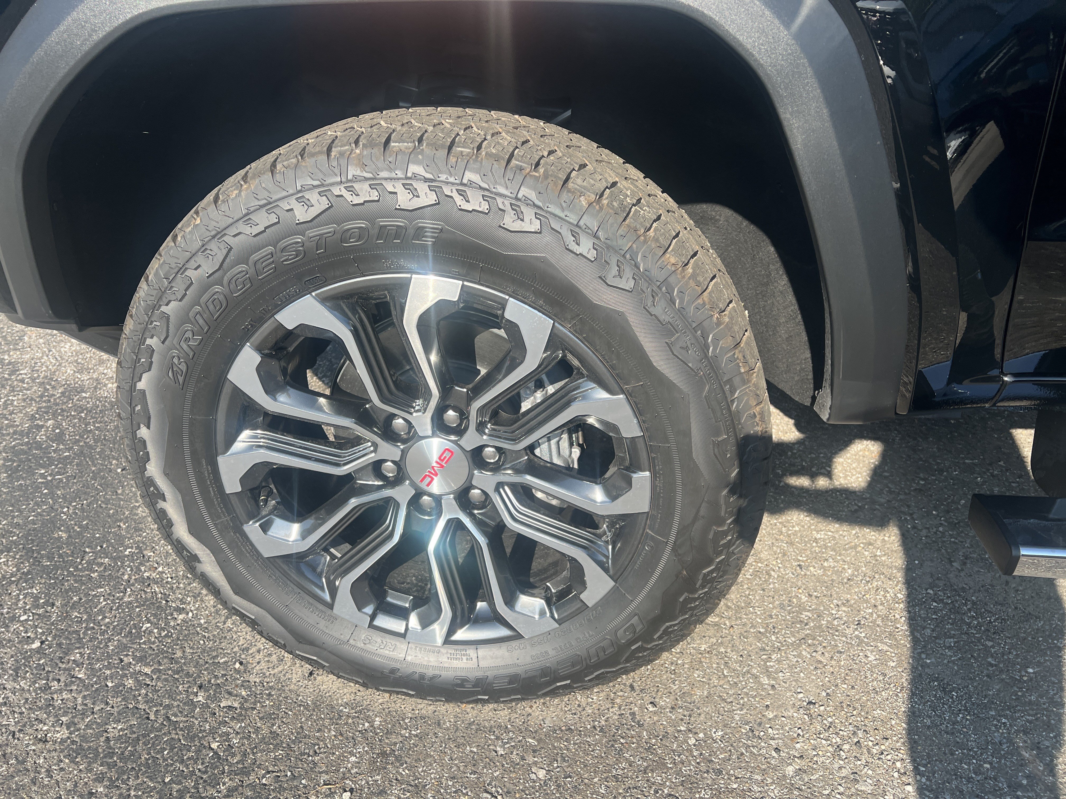 New 2026 GMC Canyon Denali AWD/4WD image 17
