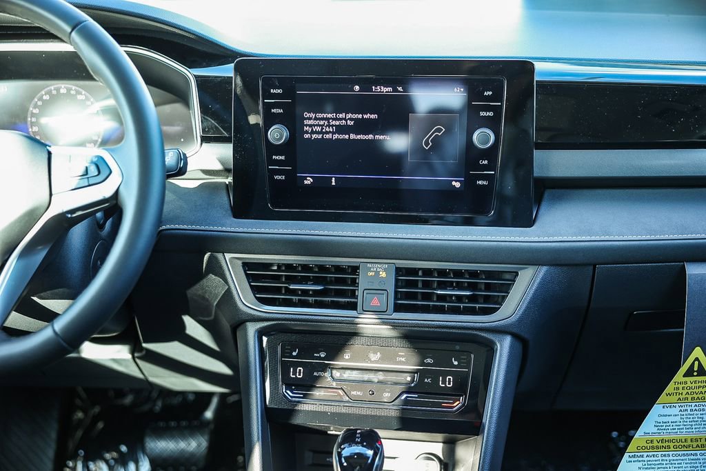 New 2026 Volkswagen Taos SE image 23