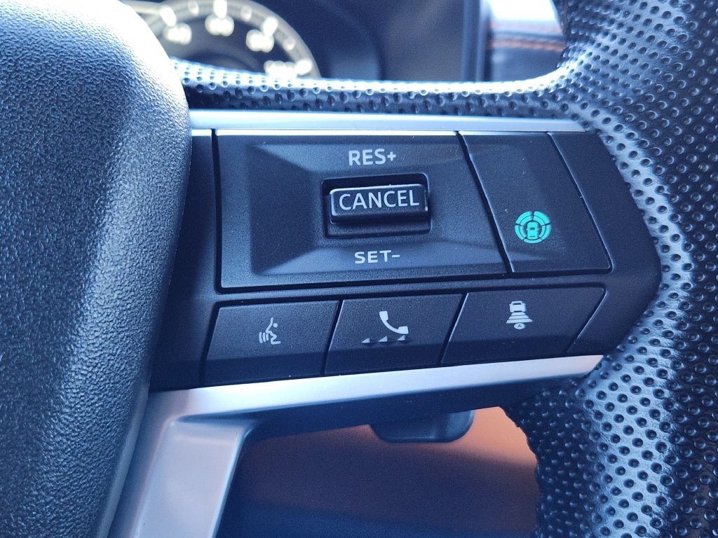Used 2023 Mitsubishi Outlander 4WD Plug-In Hybrid image 23