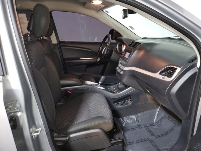Used 2019 Dodge Journey SE w/ Connectivity Group image 9