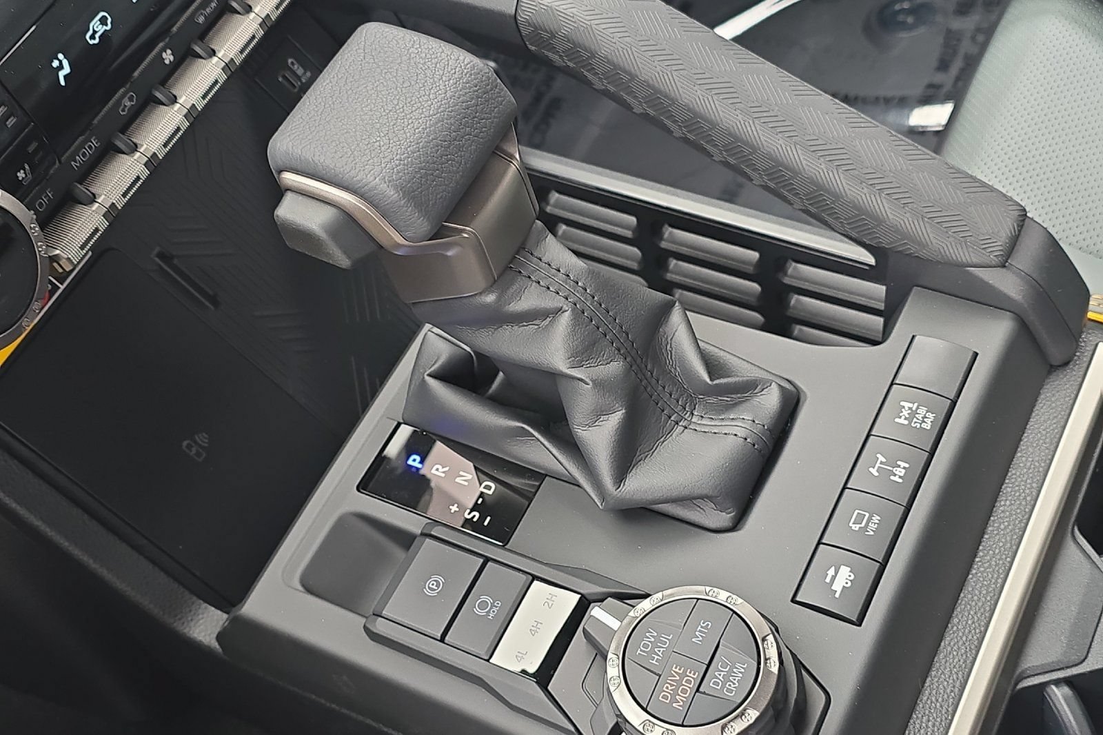 New 2026 Toyota 4Runner Trailhunter AWD/4WD image 18