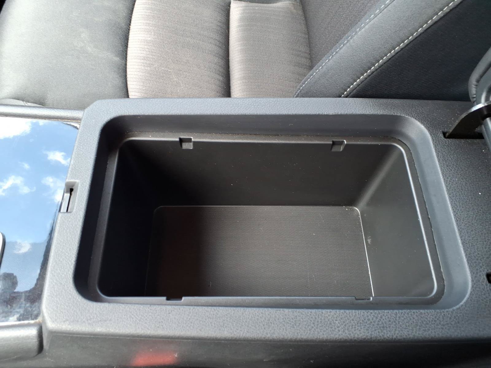 Used 2024 Nissan Altima 2.5 SV FWD image 16