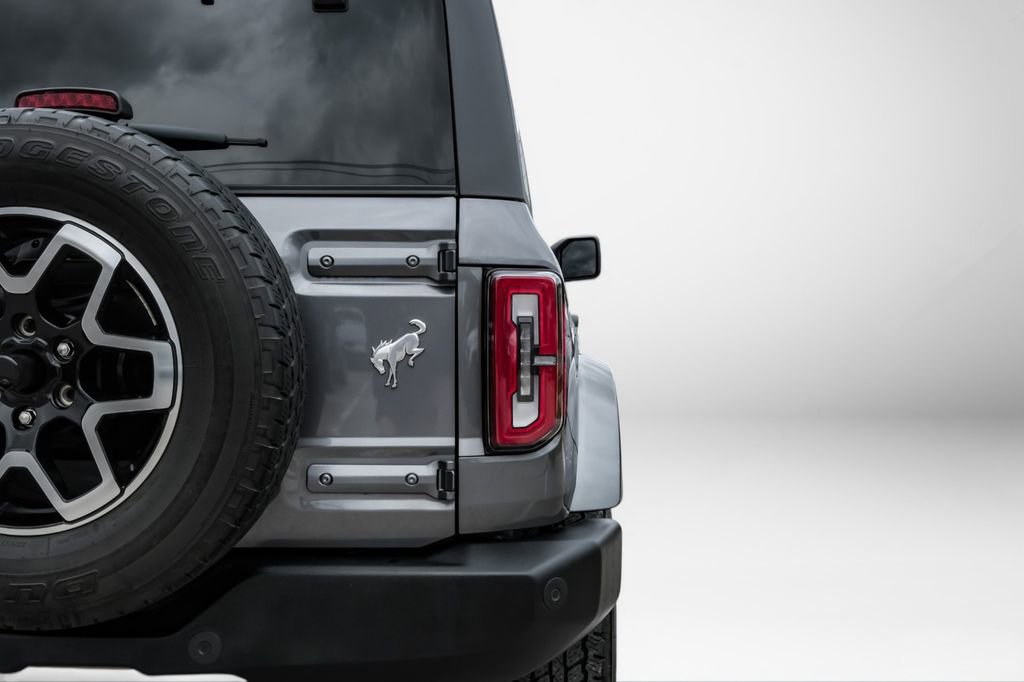 Used 2023 Ford Bronco Outer Banks image 54