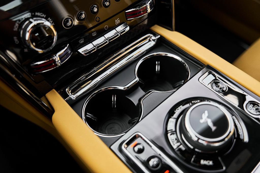 Used 2026 Rolls-Royce Cullinan Black Badge image 69