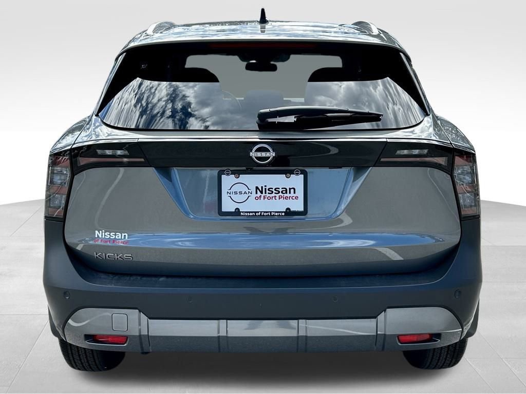 New 2026 Nissan Kicks SV w/ SV Premium Package FWD image 7