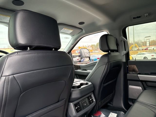 New 2026 Ford F350 Lariat w/ Black Appearance Package image 20