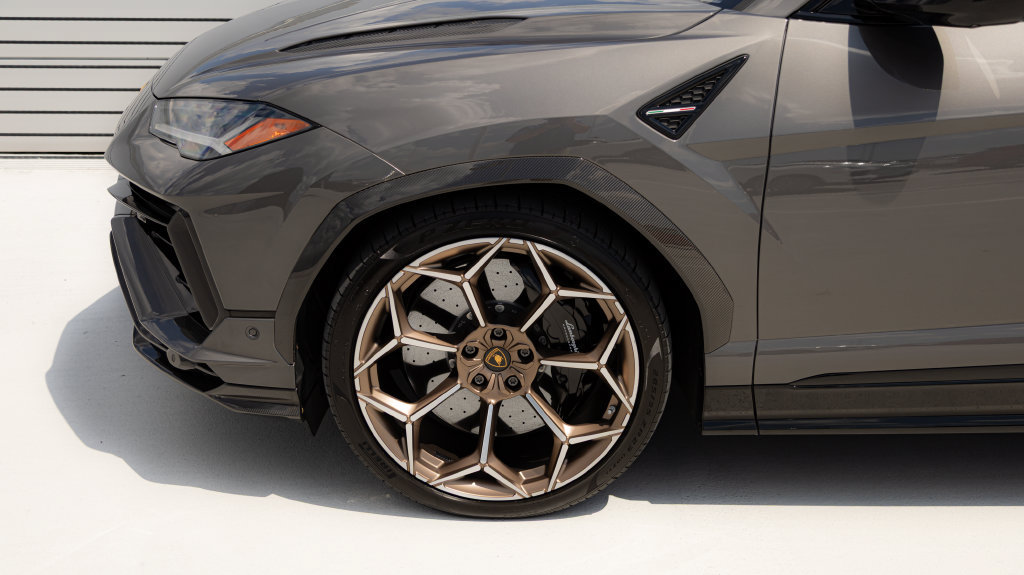 Used 2023 Lamborghini Urus Performante AWD/4WD image 21