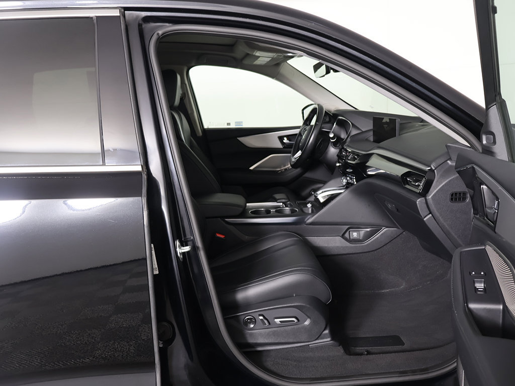 Used 2023 Acura MDX SH-AWD image 28