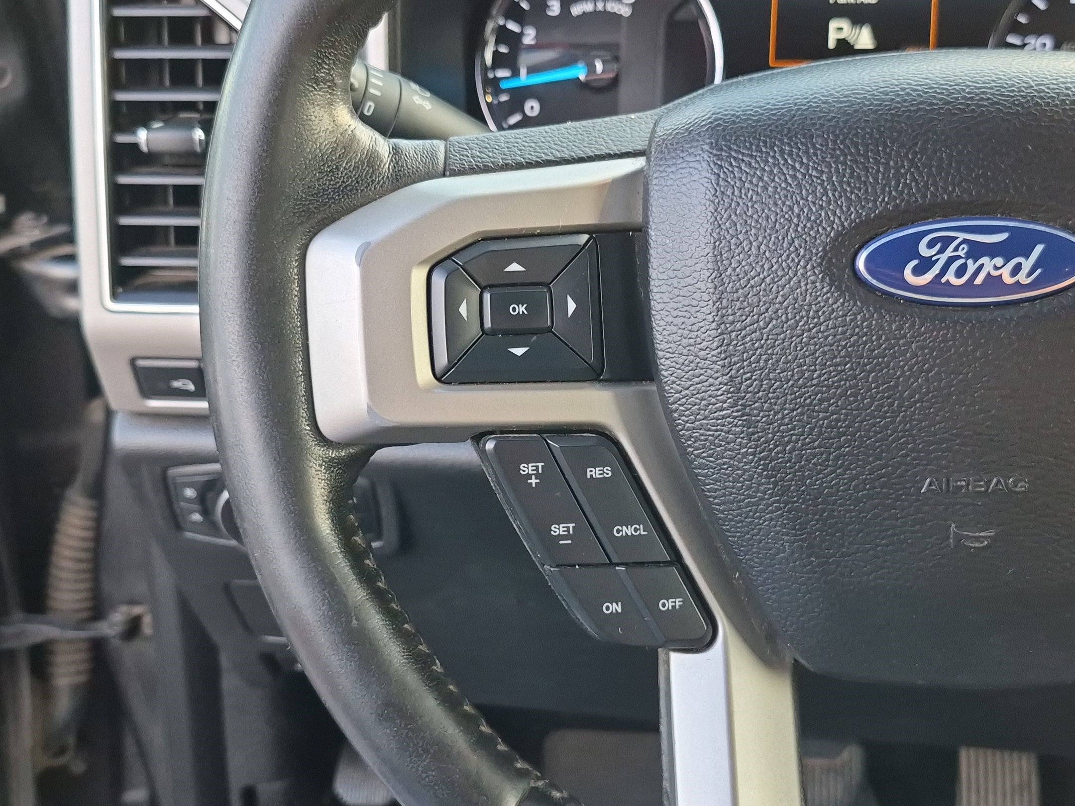 Used 2019 Ford F250 Lariat AWD/4WD image 19