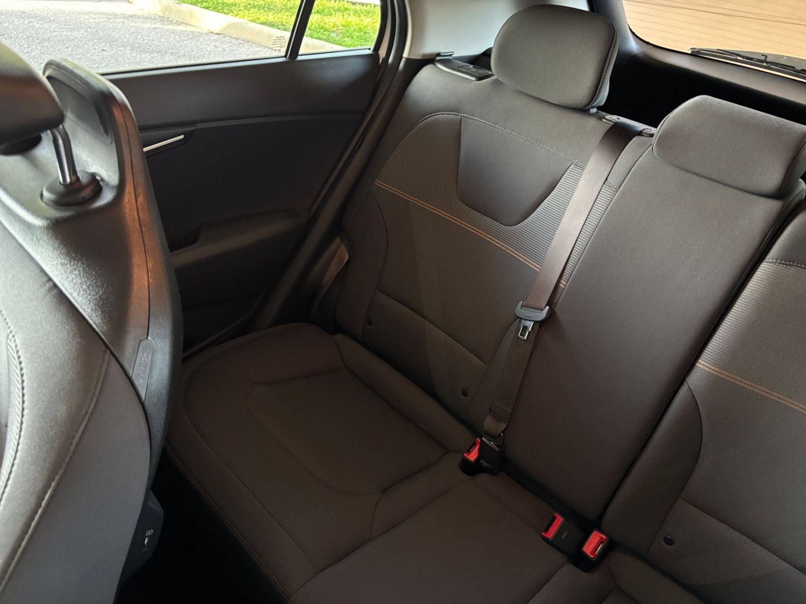 Used 2026 Kia Niro LX FWD image 37