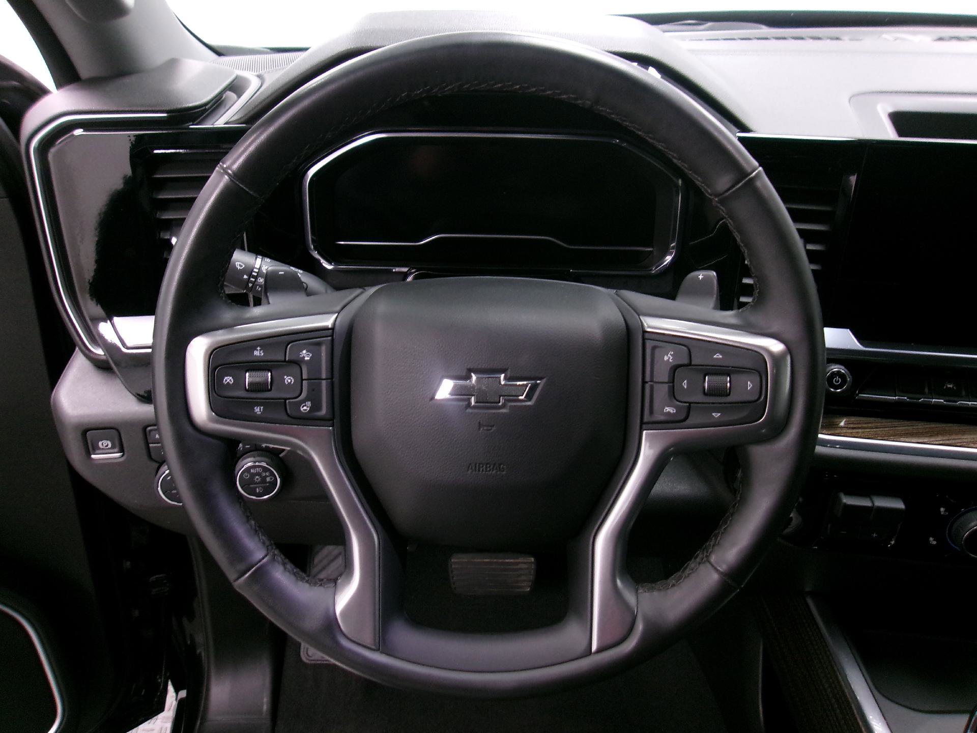 Certified 2025 Chevrolet Silverado 1500 RST w/ Convenience Package II AWD/4WD image 6