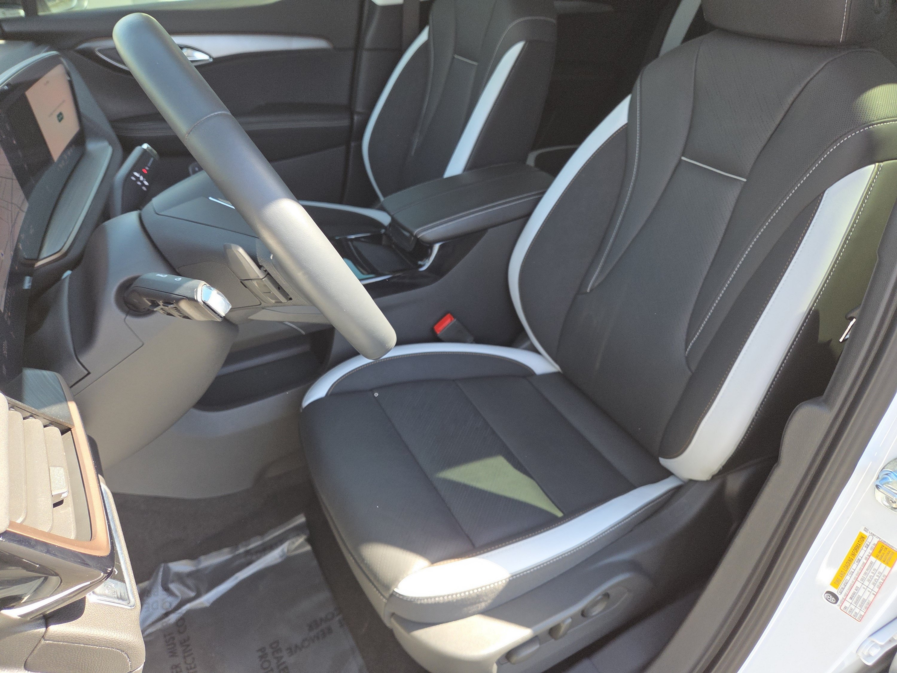 Used 2024 Buick Envision Sport Touring AWD/4WD image 6