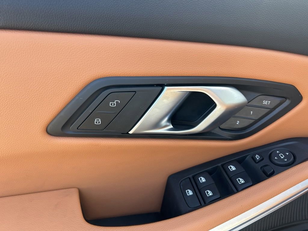 Used 2025 BMW 330i xDrive Sedan image 40