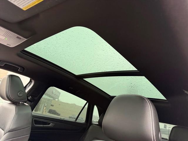 Used 2024 Volkswagen Atlas Cross Sport SE image 13