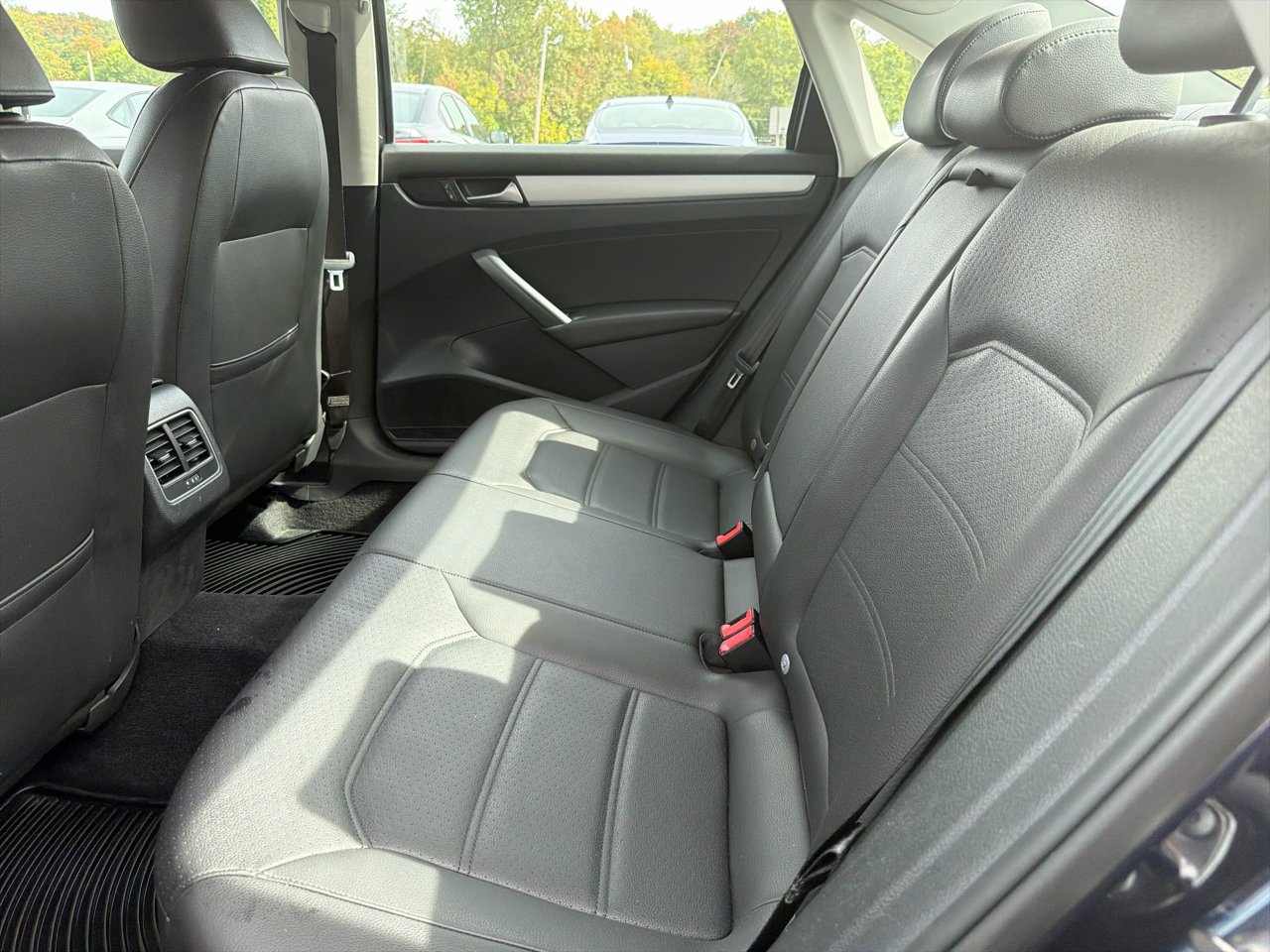 Used 2013 Volkswagen Passat 2.5 SE image 20