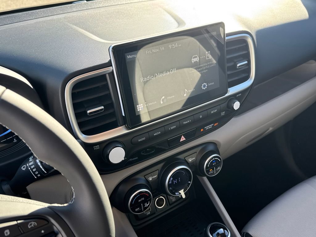 New 2026 Hyundai Venue SEL image 18