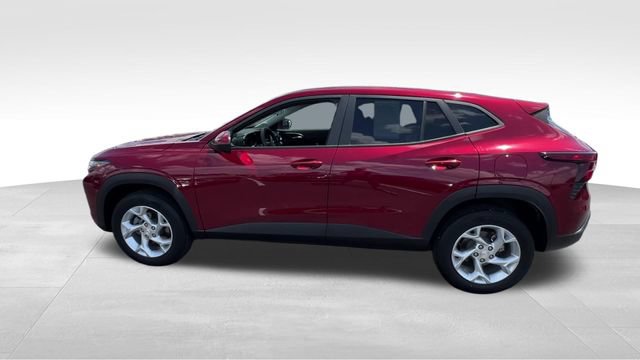 Certified 2024 Chevrolet Trax LS w/ LS Convenience Package FWD image 3