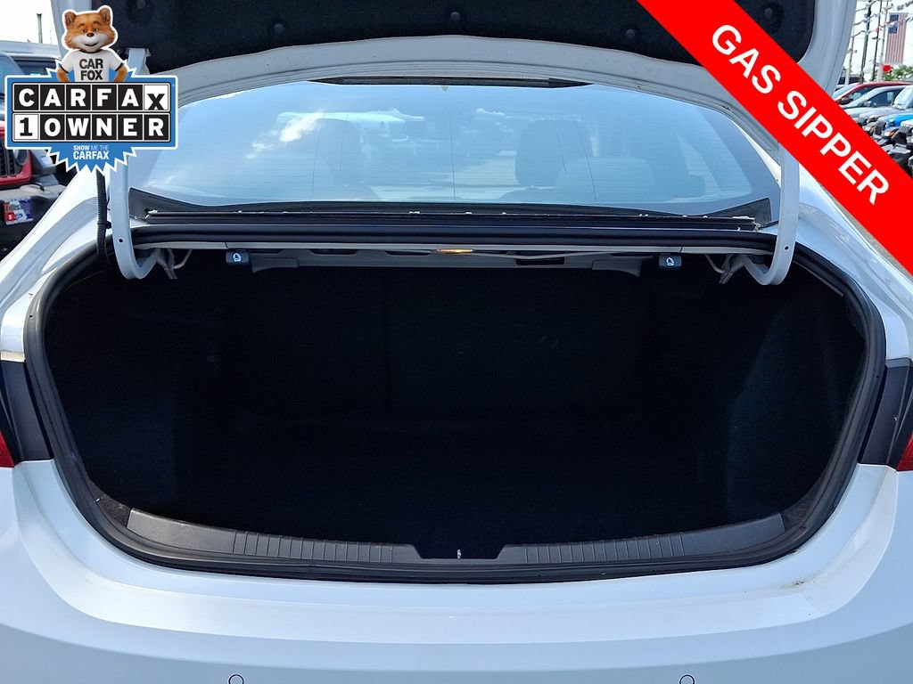 Used 2024 Chevrolet Malibu LT FWD image 29