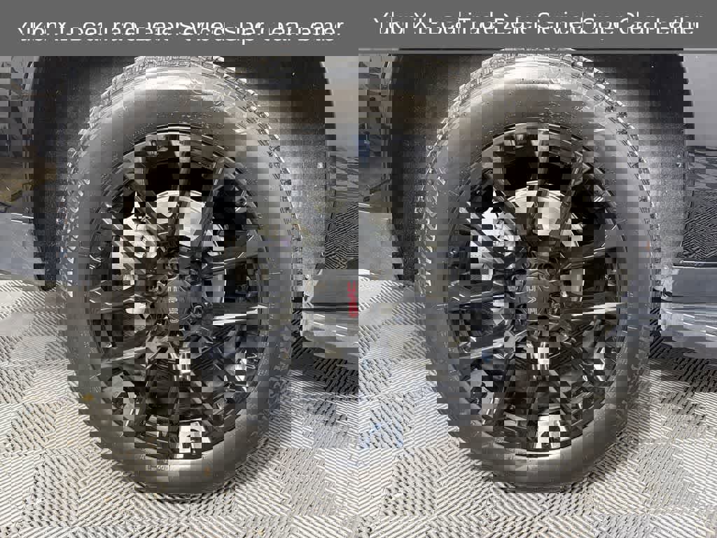 Used 2022 GMC Yukon XL SLT w/ SLT Luxury Package image 31