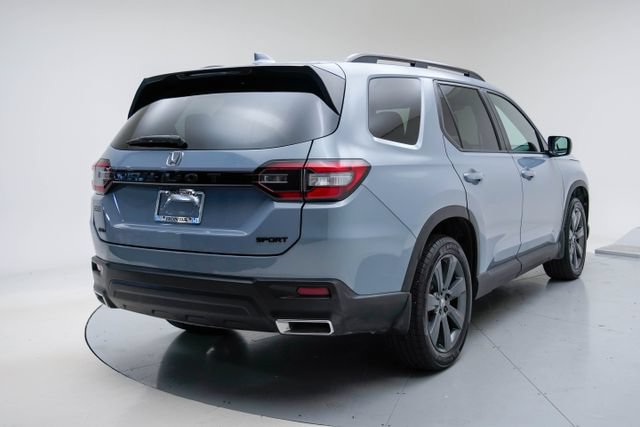 Certified 2025 Honda Pilot Sport image 21